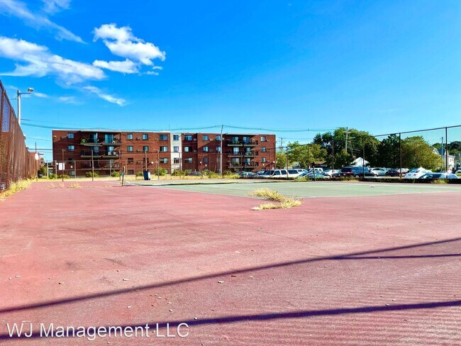 Foto del edificio - 1100 Governors Dr