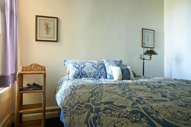 Photo - 131 Coleridge St House