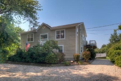 Primary Photo - 151 Edgemere Dr