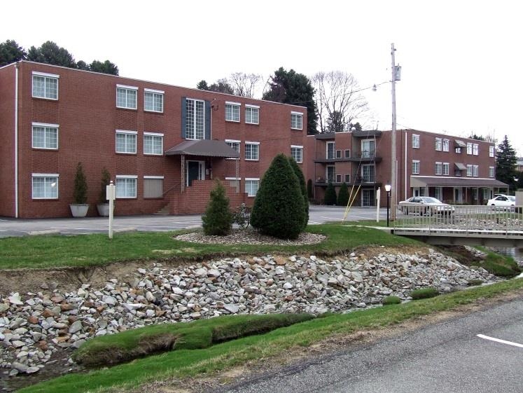 Primary Photo - Laurel Village Apartments