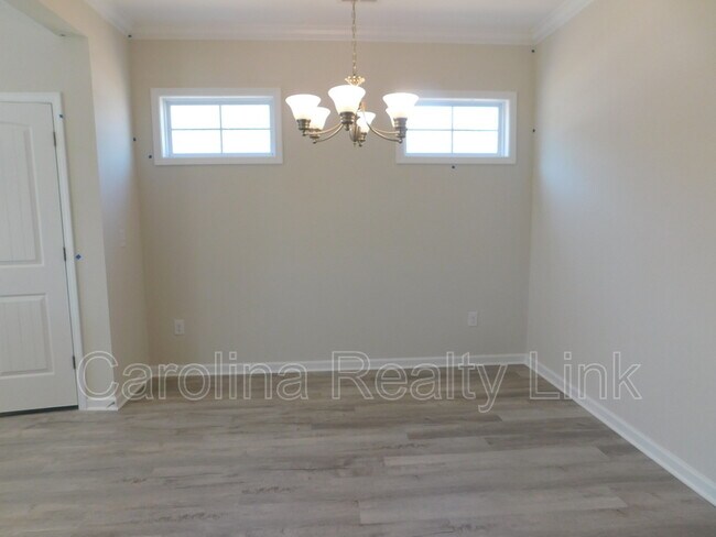 Foto del edificio - 288 Red Maple Loop