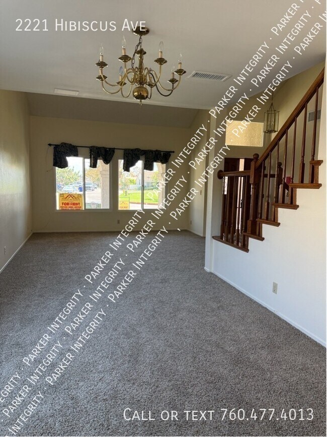 Foto del edificio - 2221 Hibiscus Ave