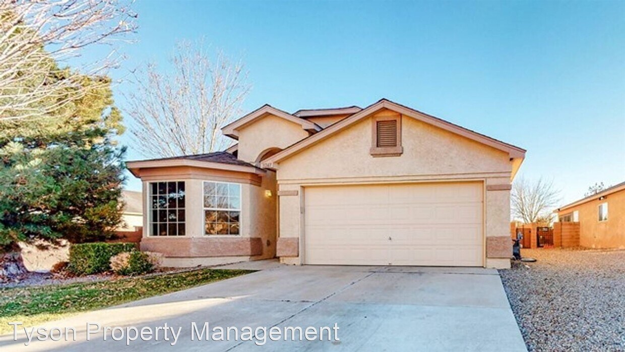 Primary Photo - 4 br, 2 bath House - 3247 Tin Cup NE