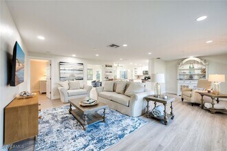 Building Photo - 1410 Curlew Ave