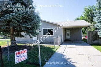 Building Photo - 301 Sunnyside Dr