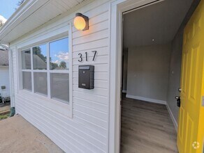 Building Photo - 317 Ames Pl
