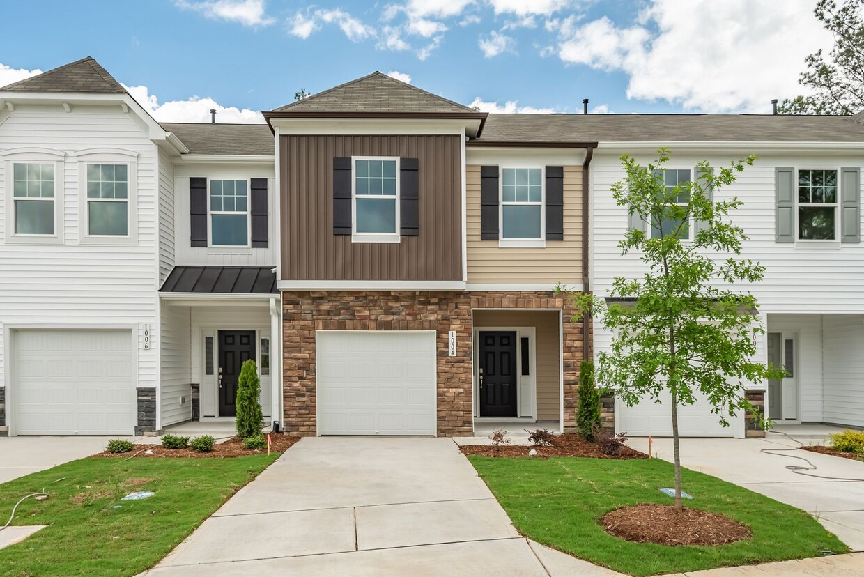 1004 Sweet Woodruff Dr, Zebulon, NC 27597 House Rental in Zebulon, NC