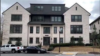 Building Photo - 6428 Canopy Dr