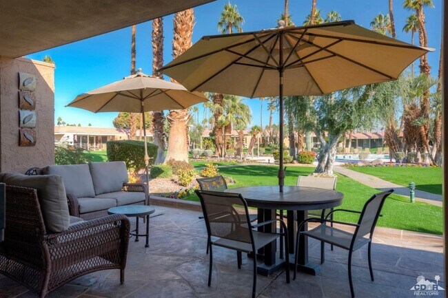 Foto del edificio - 76930 Lark Dr