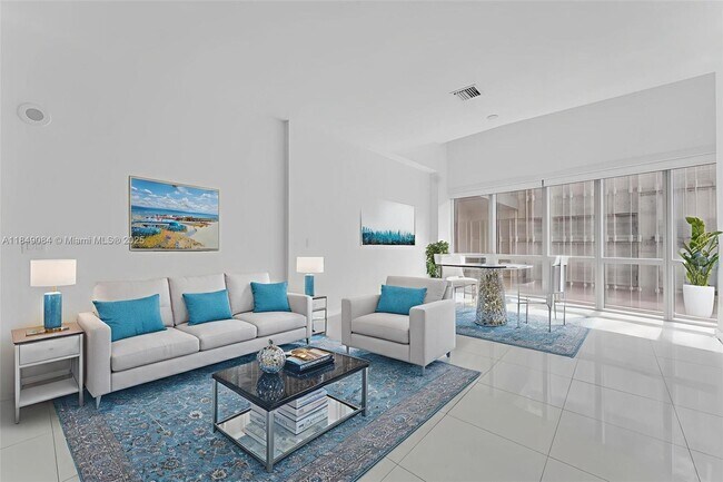 Foto del edificio - 851 NE 1st Ave