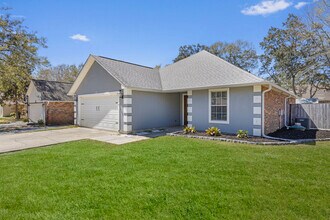 Building Photo - 1517 Porpoise St