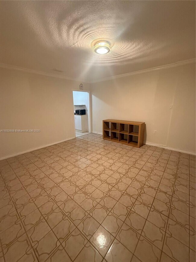 Foto del edificio - 2424 SW 18th Ave