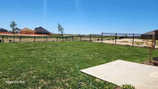 Building Photo - 27215 Blue Pool Dr
