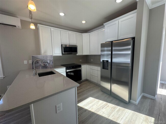 Foto del edificio - 119 Whittier Dr