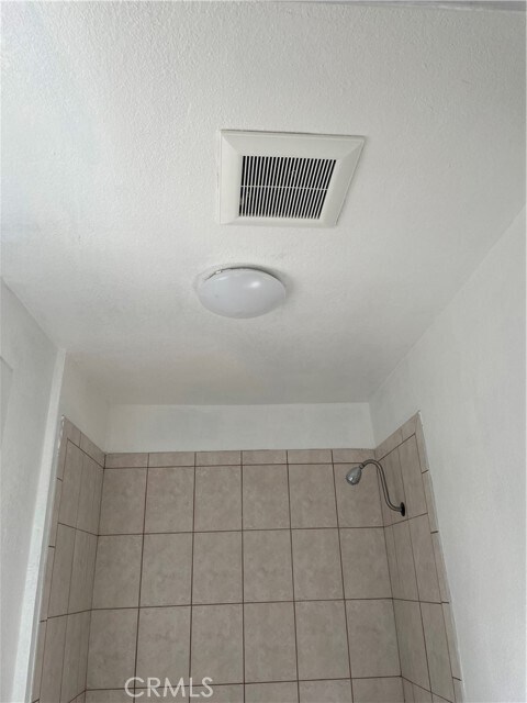 Foto del edificio - 674 E 115th St