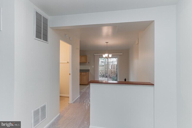 Foto del edificio - 126 N Baylor Dr