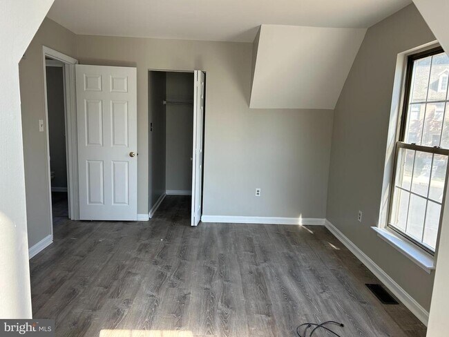 Foto del edificio - 1231 Timber View Dr