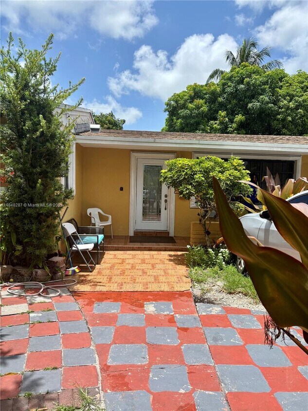 Foto del edificio - 19530 NW 11th Ave