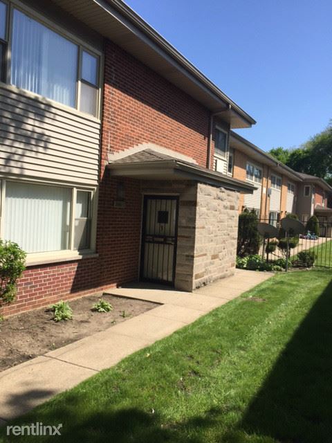 Building Photo - 2061 Sibley Blvd