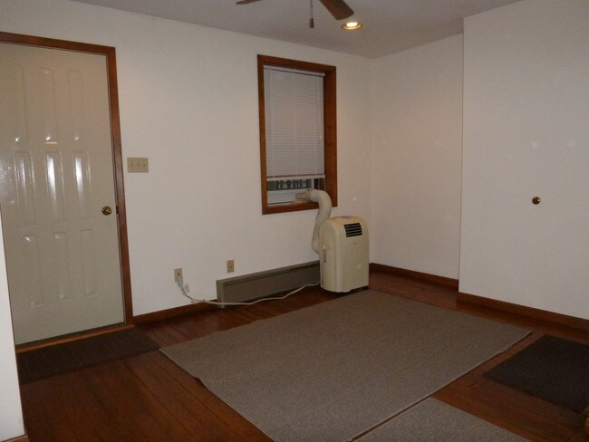 Living Area - 139 Mulberry St