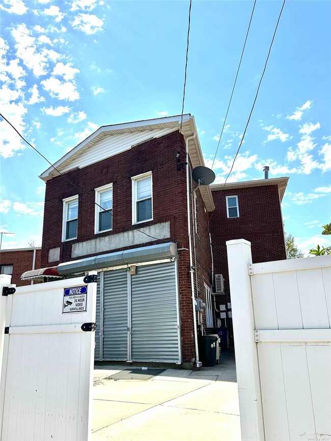 Building Photo - 135-08 Booth Memorial Ave