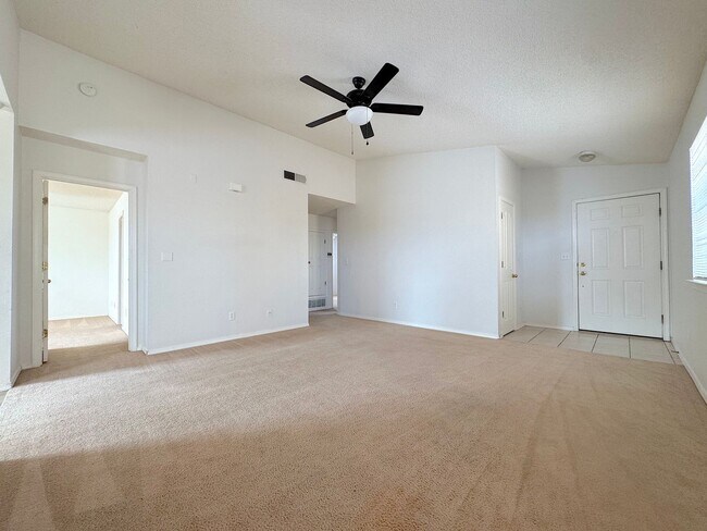 Foto del edificio - Northeast El Paso 3 Bed Refrig A/C