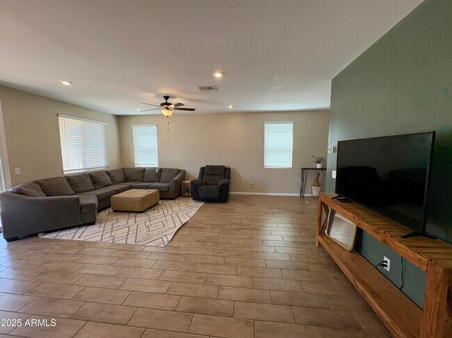 Foto del edificio - 17441 W Paraiso Ln