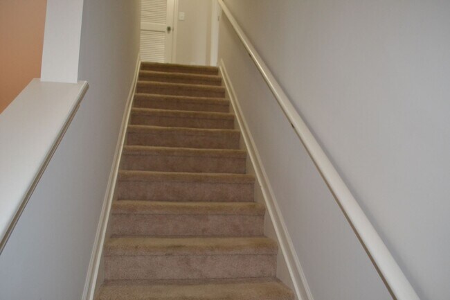 Foto del edificio - 3 Bedrooms, 1 Car Garage on Cul-de-sac Lot