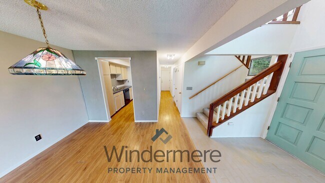 Foto del edificio - 601 Village Way