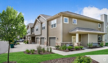 High Bluff Resident Building - High Bluff Townhomes