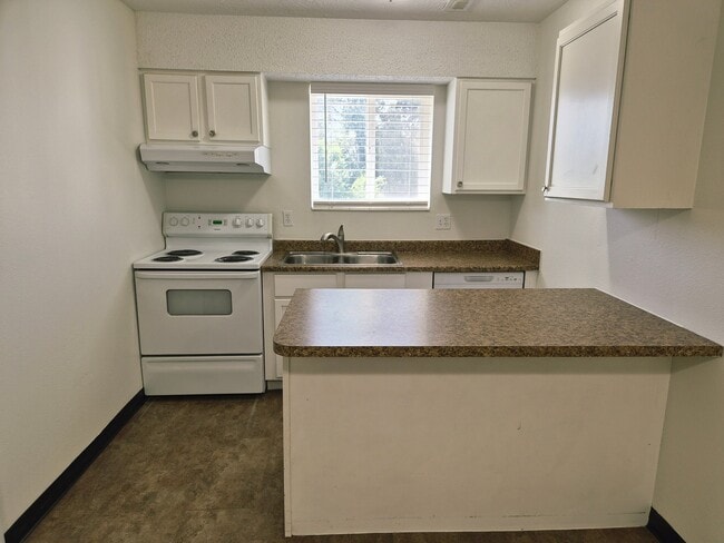 Photo - 2736 S Adams St (South Salt Lake, UT) Apartment