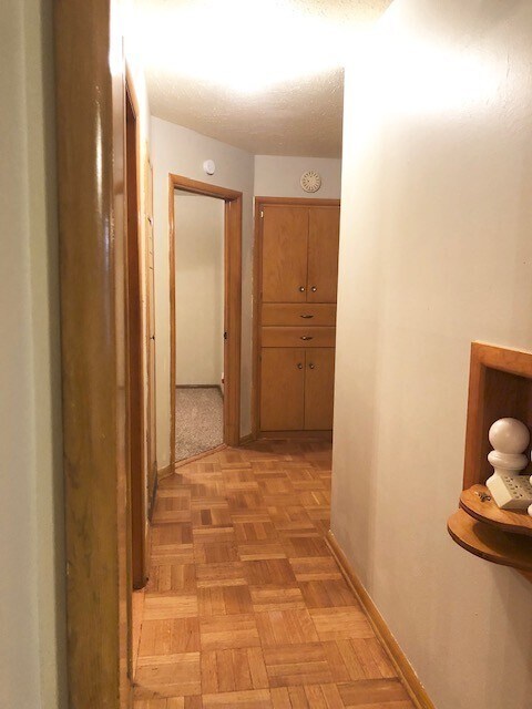 Foto del edificio - 3 Bed/1 Bath Mid-Century Ranch minutes from Midwest City High School - Refrigerator Included