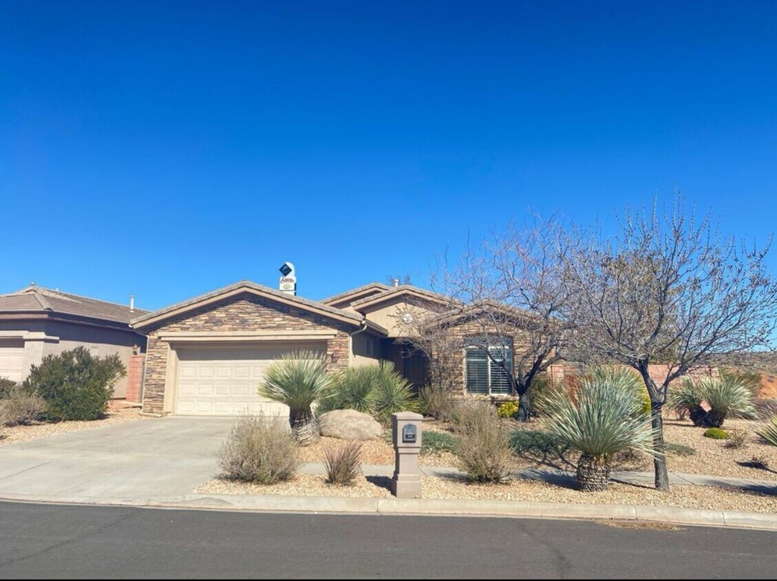 Primary Photo - SPACIOUS HOME FOR RENT IN CORAL CANYON
