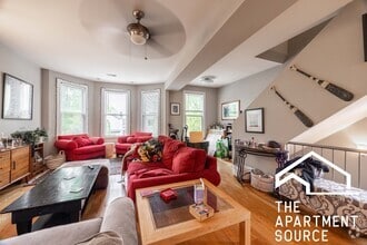 Building Photo - 3023 N Oakley Ave