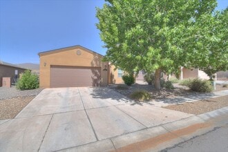 Building Photo - 1820 Camino Rustica SW