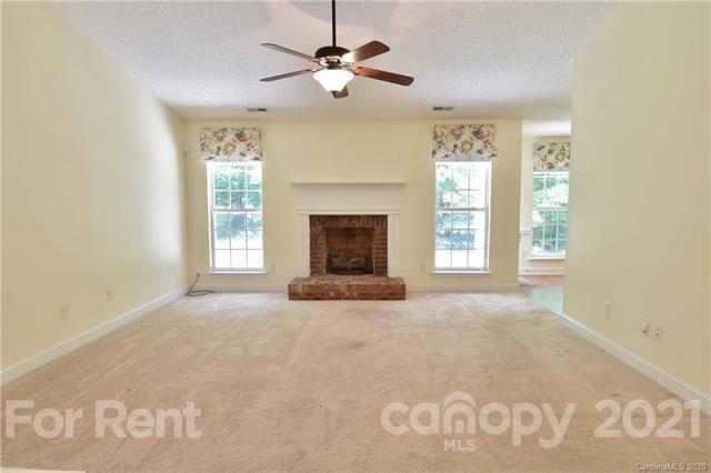 Foto del edificio - 1014 Salmon River Dr