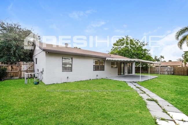 Photo - 9940 Spanish Isles Dr (Boca Raton, FL) House