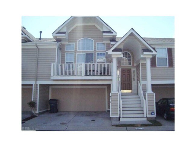 Foto del edificio - THE CARRIAGE HOMES @TOWN SQUARE