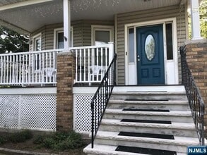 Building Photo - 57 Spring St