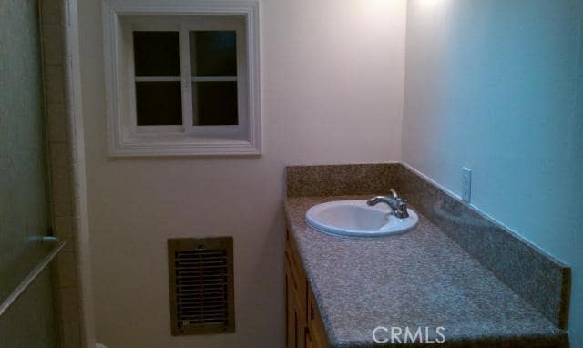 Building Photo - 219 S Kendall Way