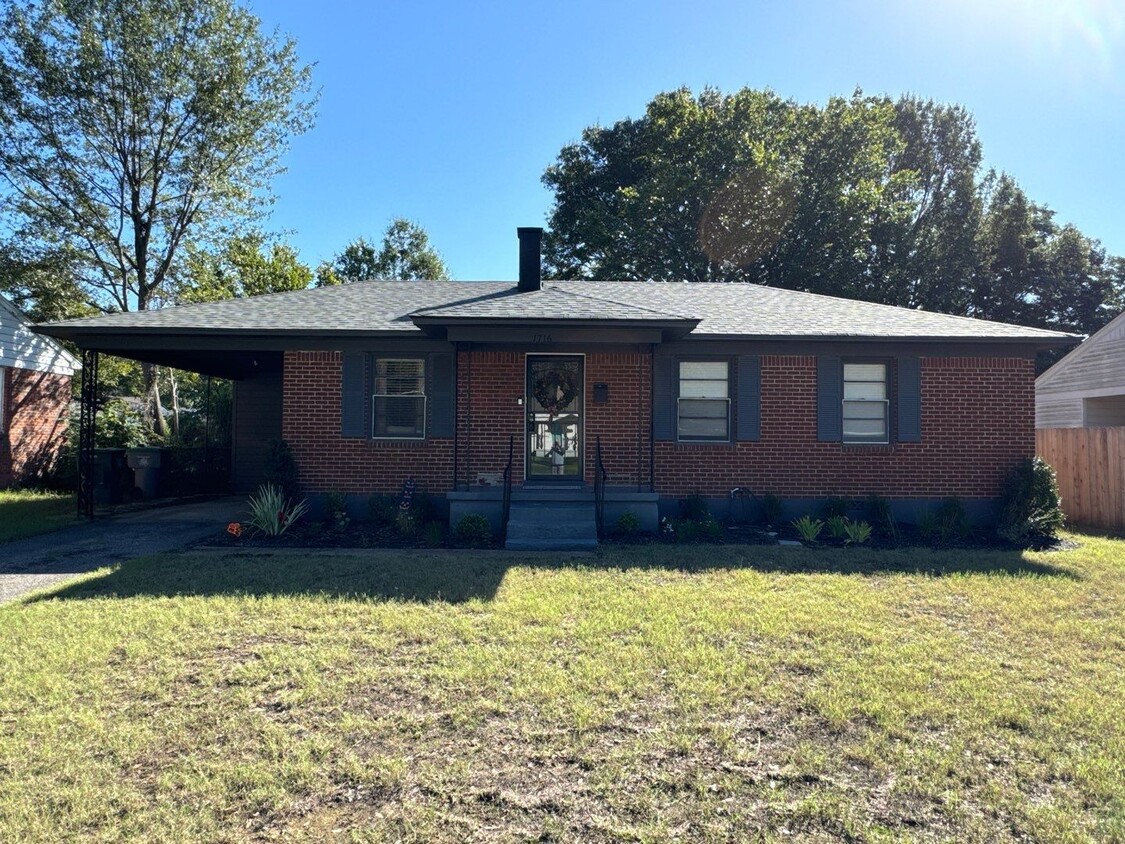 Primary Photo - RENOVATION UNDERWAY - COLONIAL ACRES (5 BE...