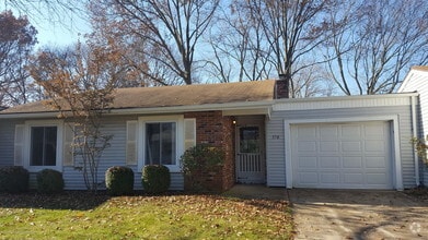 Building Photo - 57A Essex Rd