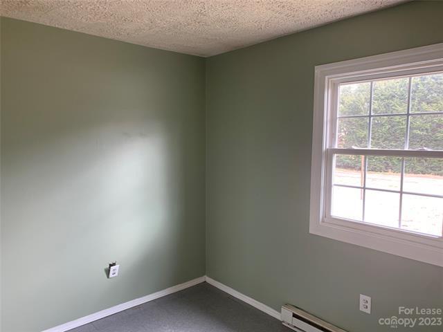 Building Photo - 4757 Sand Stone Ln