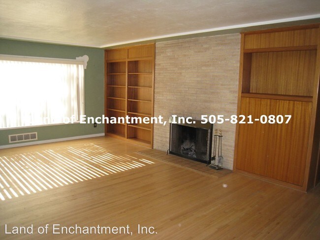 Foto del edificio - 3 br, 2 bath House - 1409 Valencia Dr NE