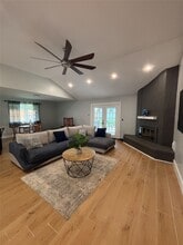 Building Photo - 6803 Marta Dr