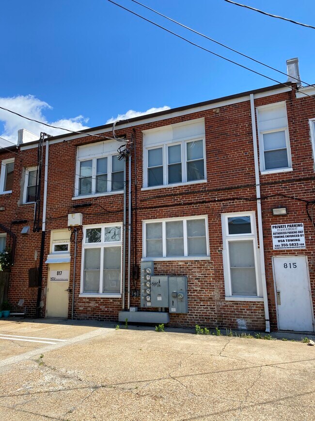 Building Photo - 815 W Broad St