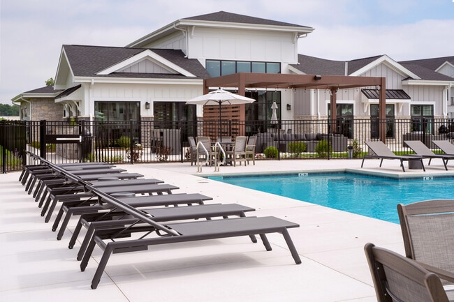 Seasons at Spring Street Resort-Style Pool - Seasons at Spring Street