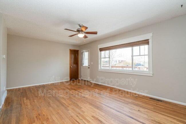 Building Photo - 1480 Tipperary St