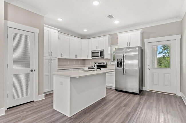 Building Photo - 289 N Sand Palm Rd