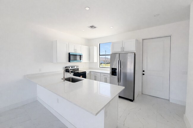 Foto del edificio - 1125-1127 Homer Ave S